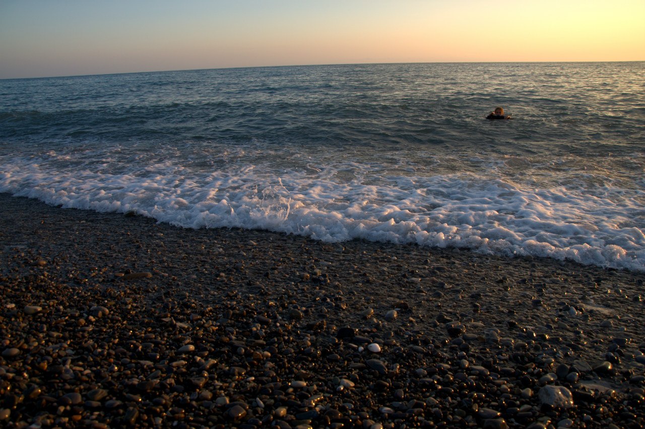 Галечный пляж Солоники