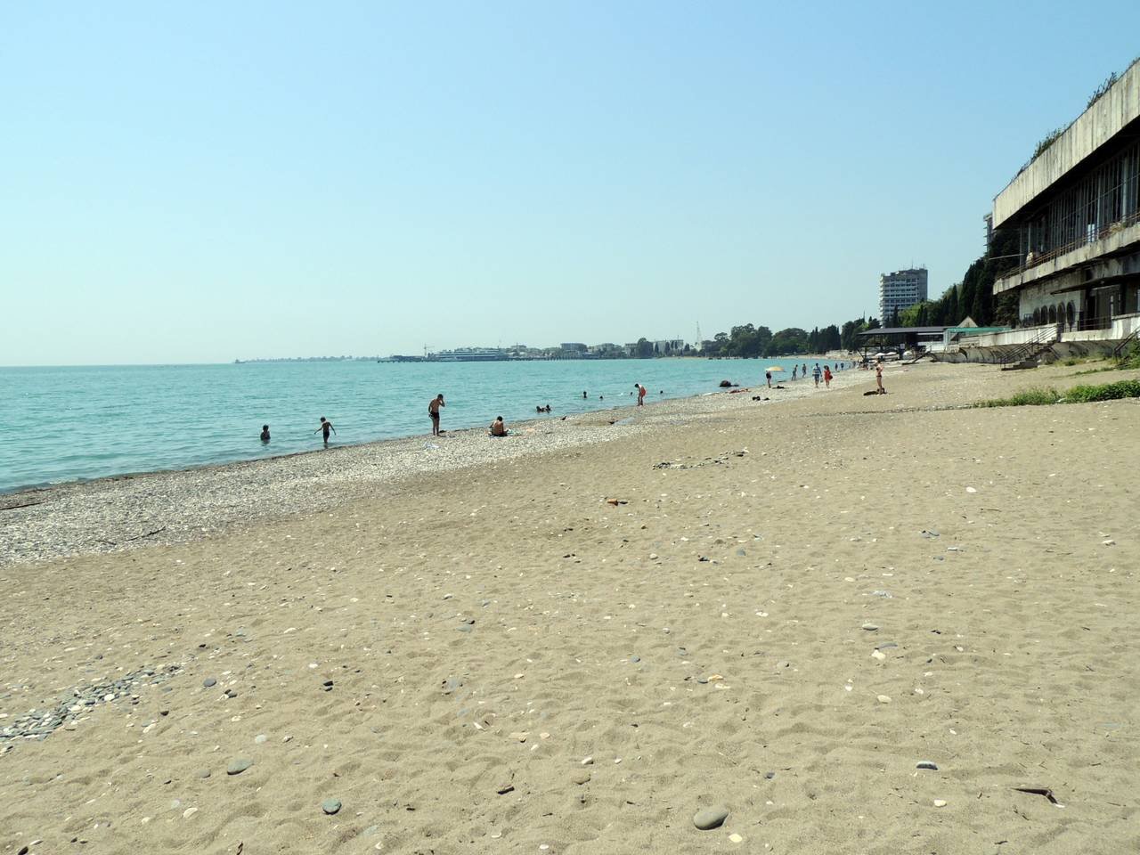 абхазия пляж сухуми