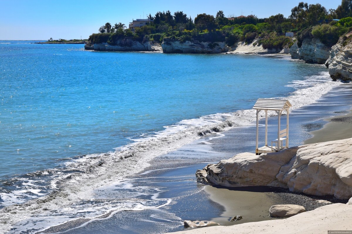 Пляж Гавернорс Кипр