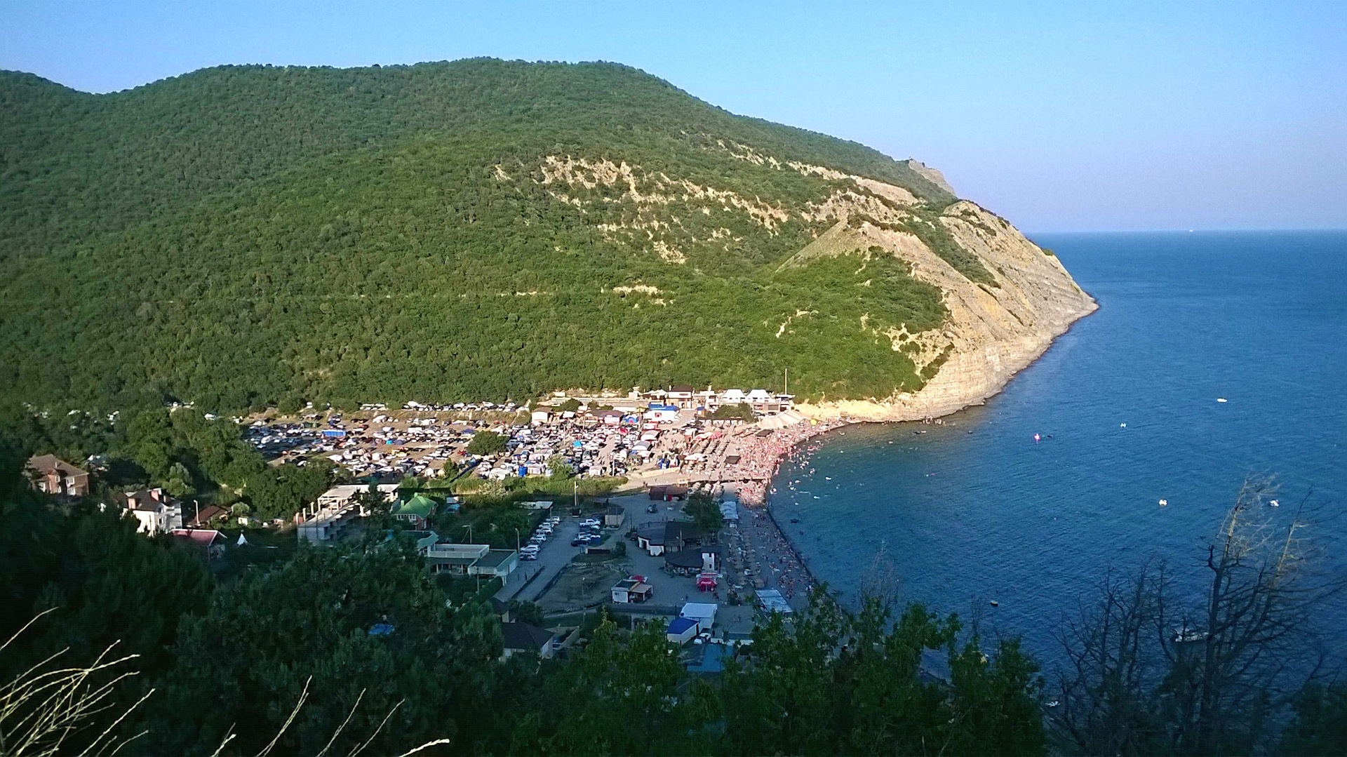 Абрау дюрсо фото поселка и пляжа