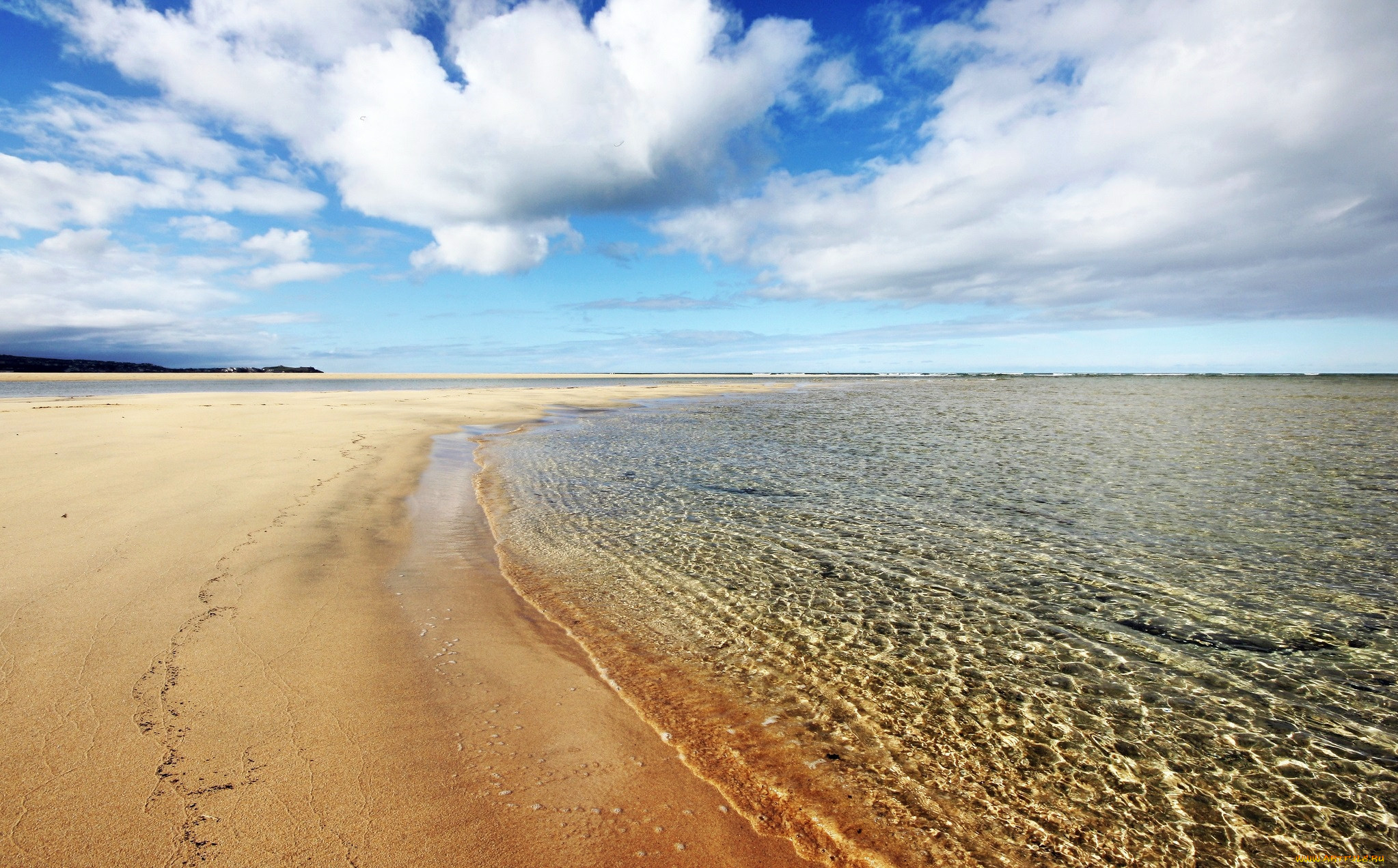 Песчаные пляжи на Ладоге
