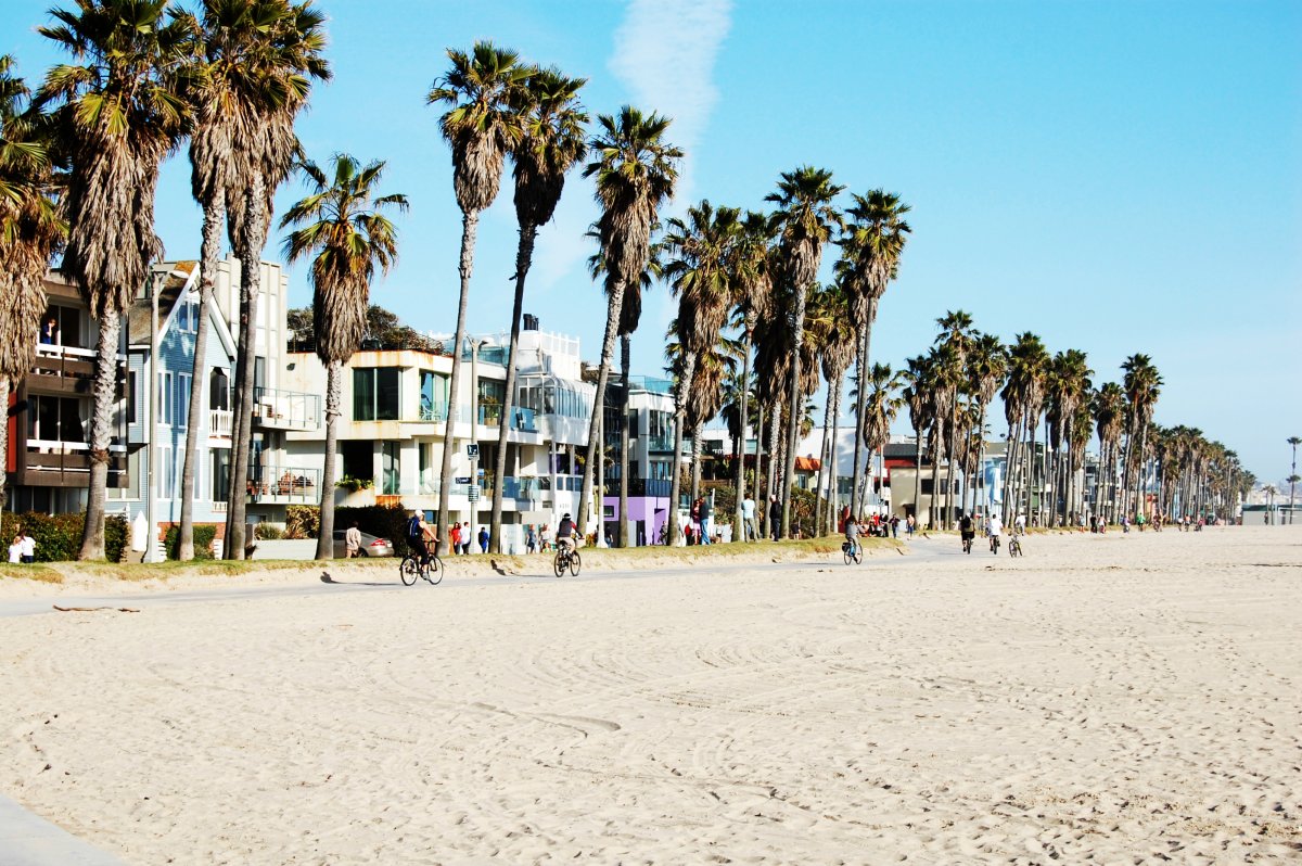 Пляж Венис-Бич в Лос-Анджелесе