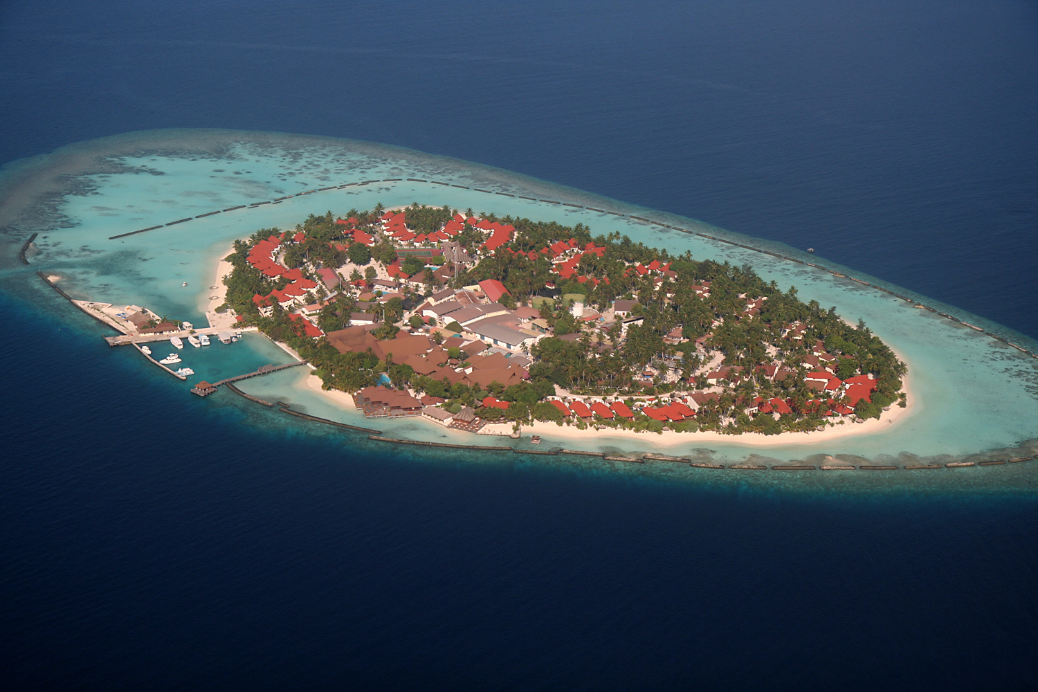 Kurumba Maldives площадь острова