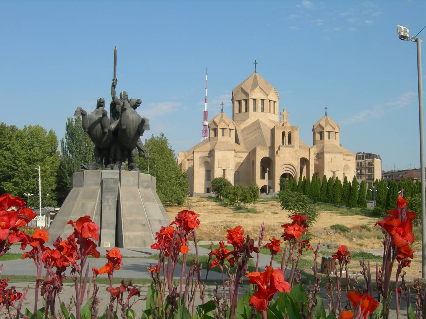 Ереван весной