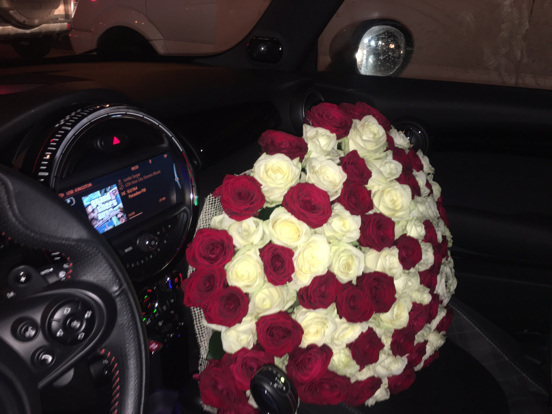 Фото цветы в машине в киа
