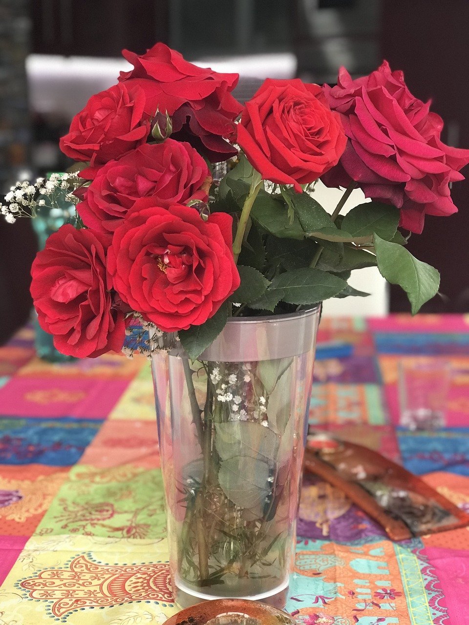 Букет роз в вазе