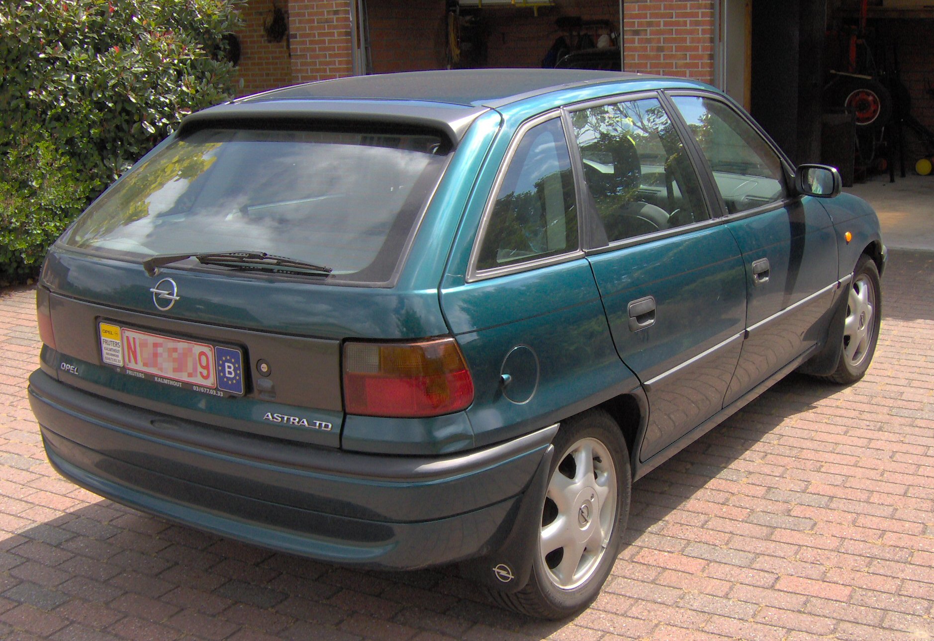 Opel astra f минусы