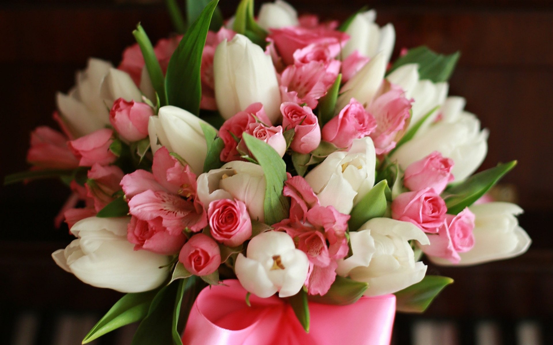 купить цветы с доставкой по Волгограду на сайте volgograd.rus-buket.ru