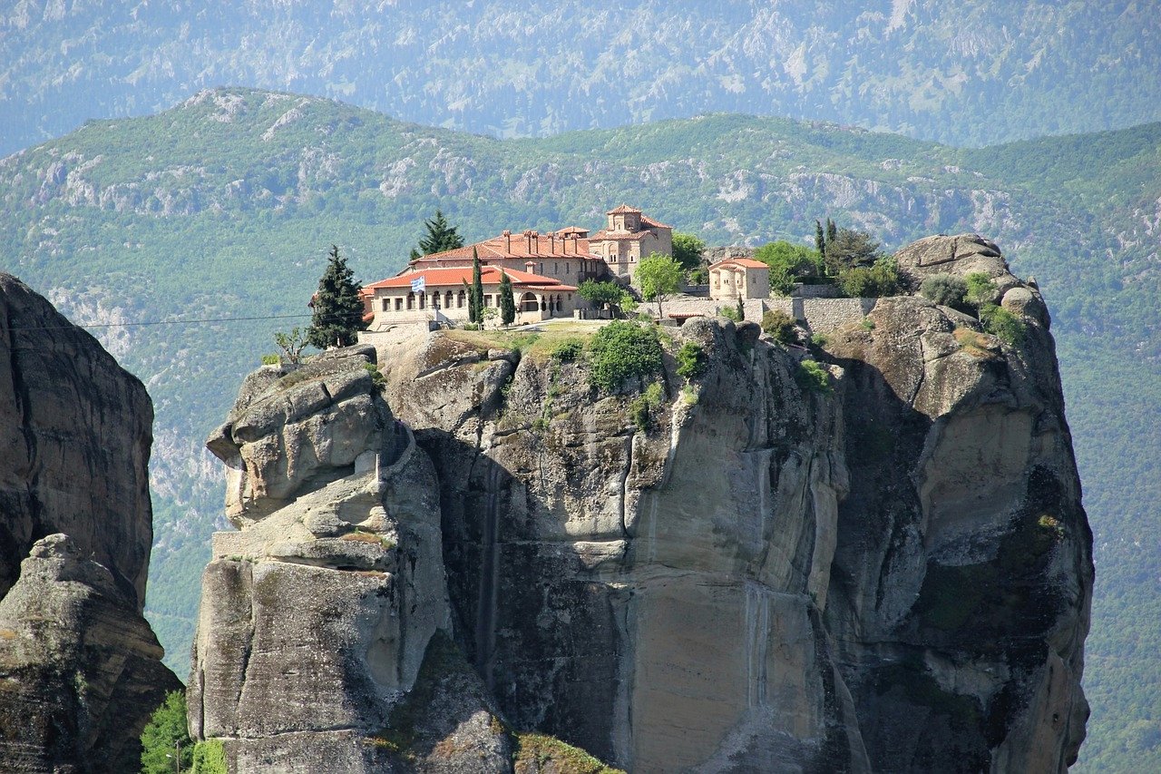 монастырь святой троицы в греции