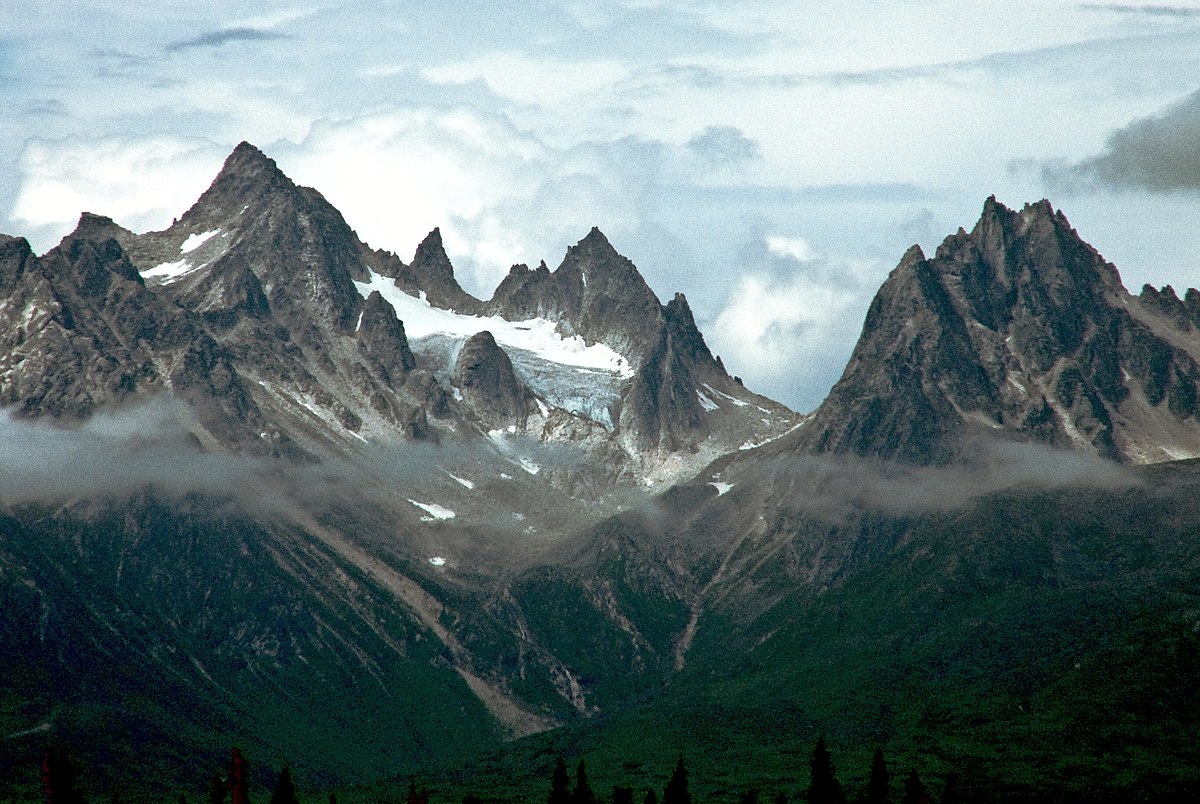 Северная Америка горы Аляскинский