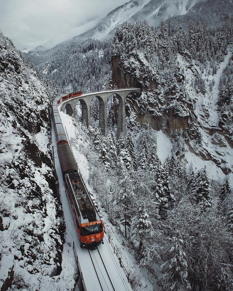 Железная дорога в горах