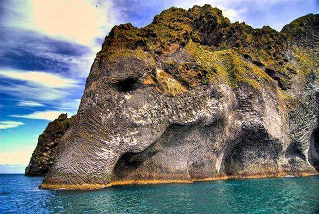 Остров Хеймаэй Исландия гора