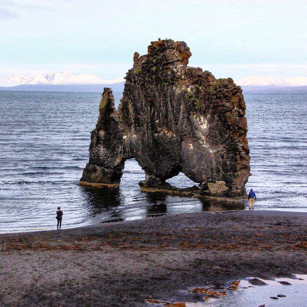 Исландия скалы