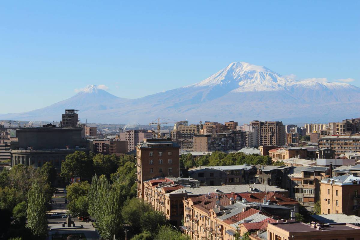 Каскад на гору Арарат Ереван