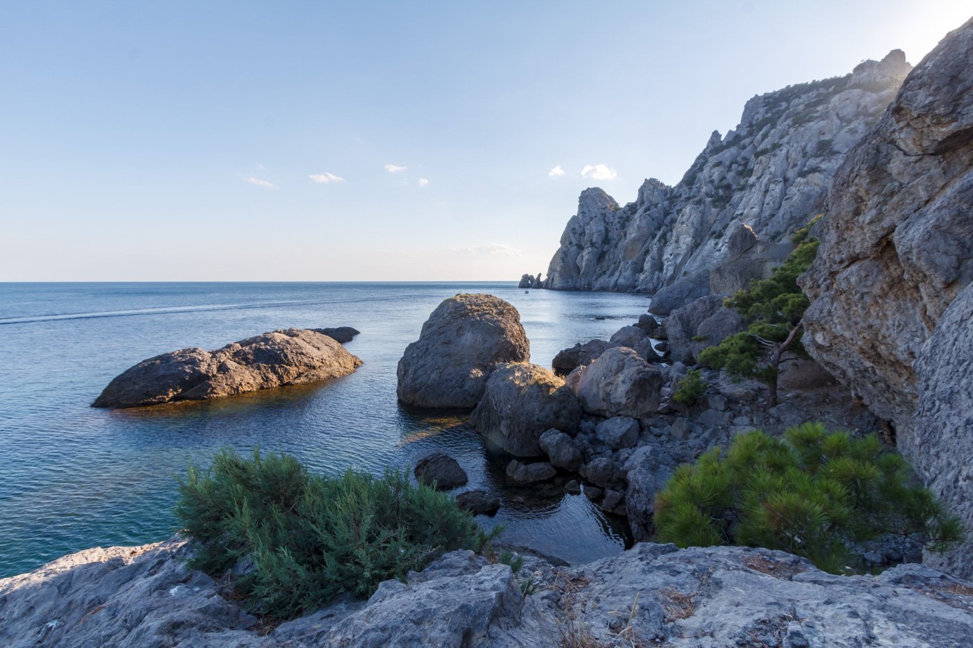 Крым море скалы