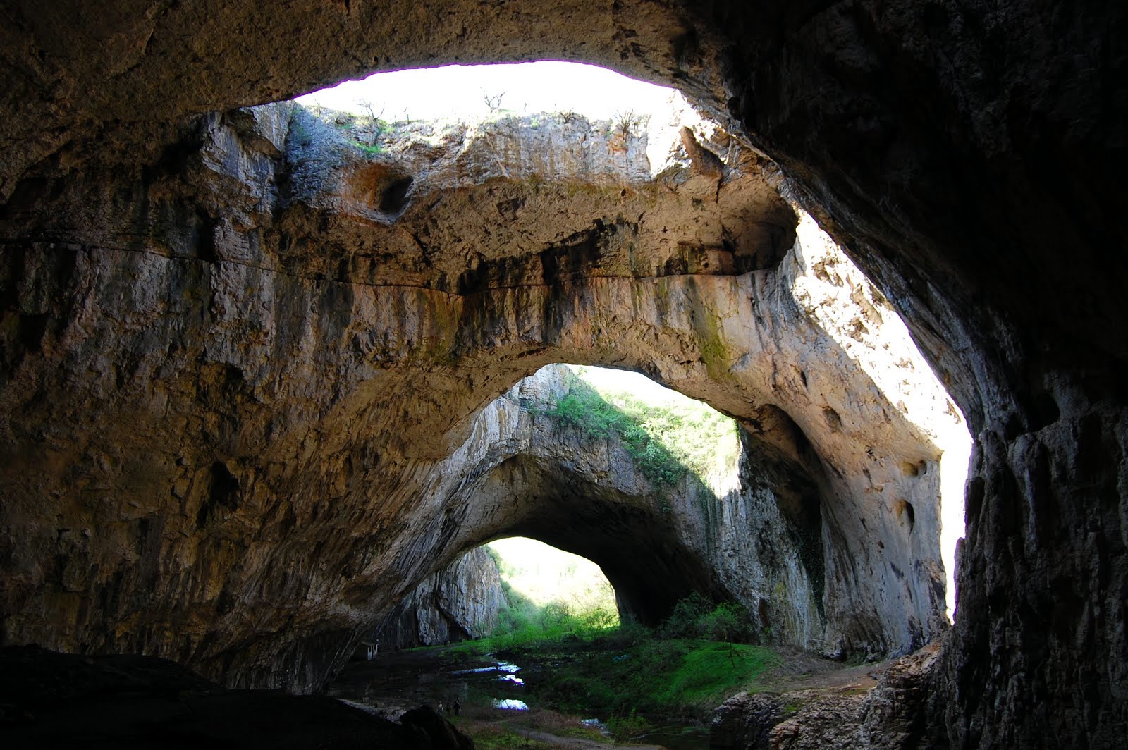 Пещера Пешагор Узбекистан