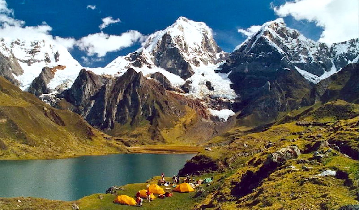 Горы в Перу Кордильеры
