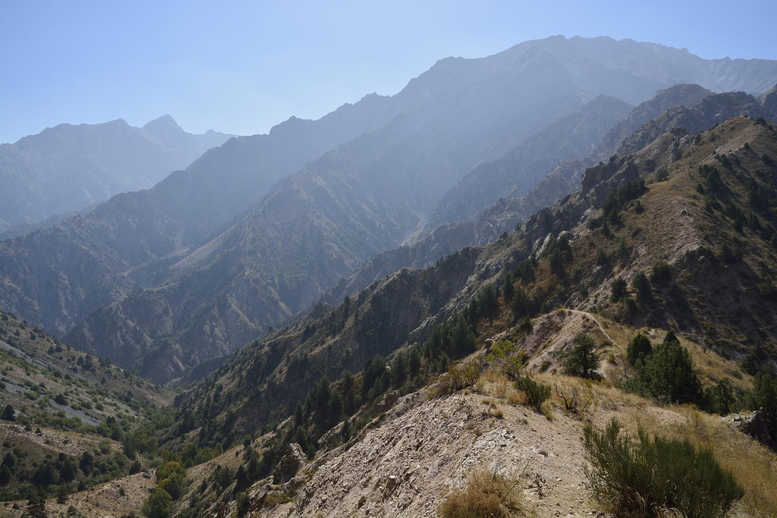 Горы Чимган с Долиной в Узбекистане