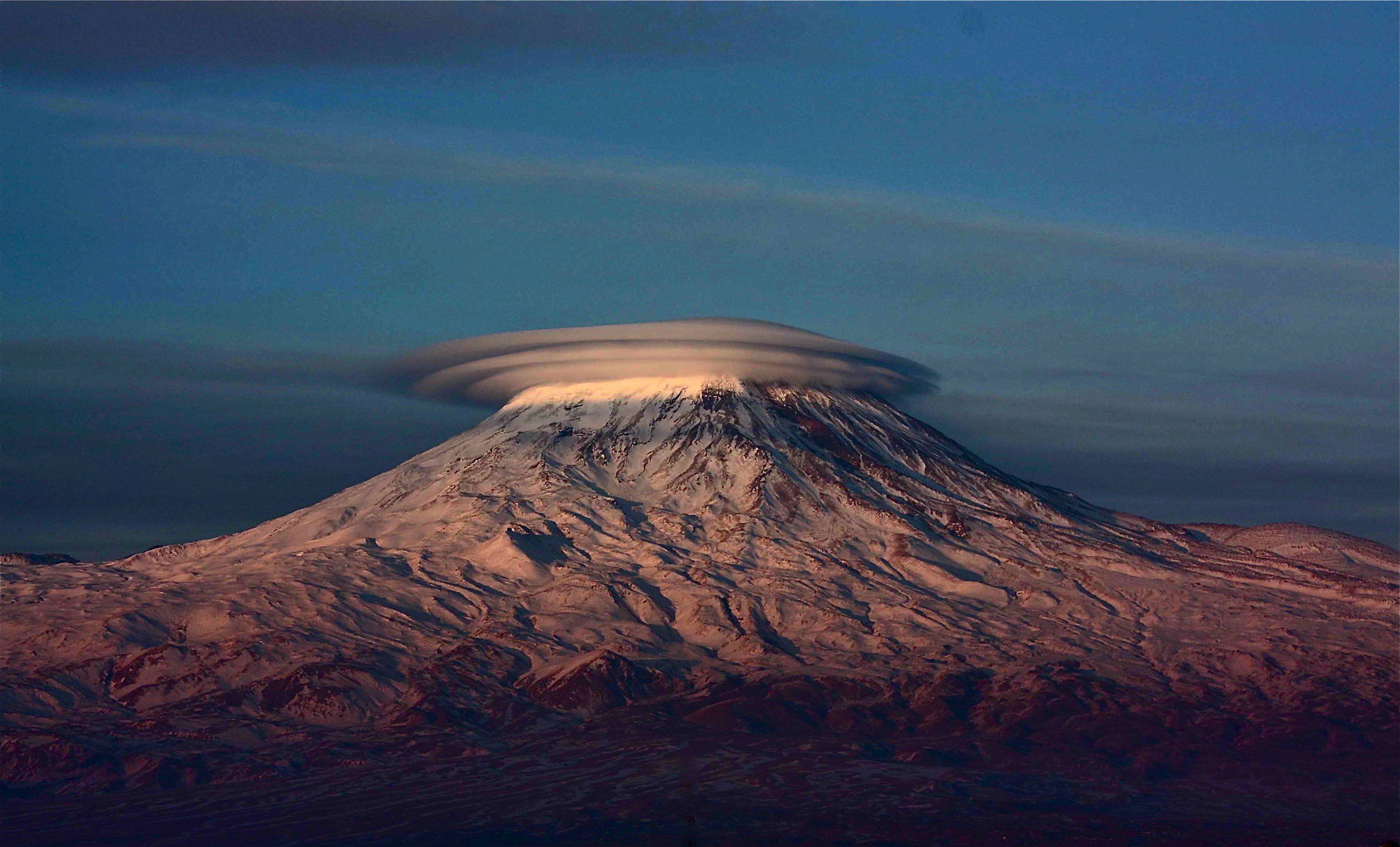 Гора Арарат вулканы