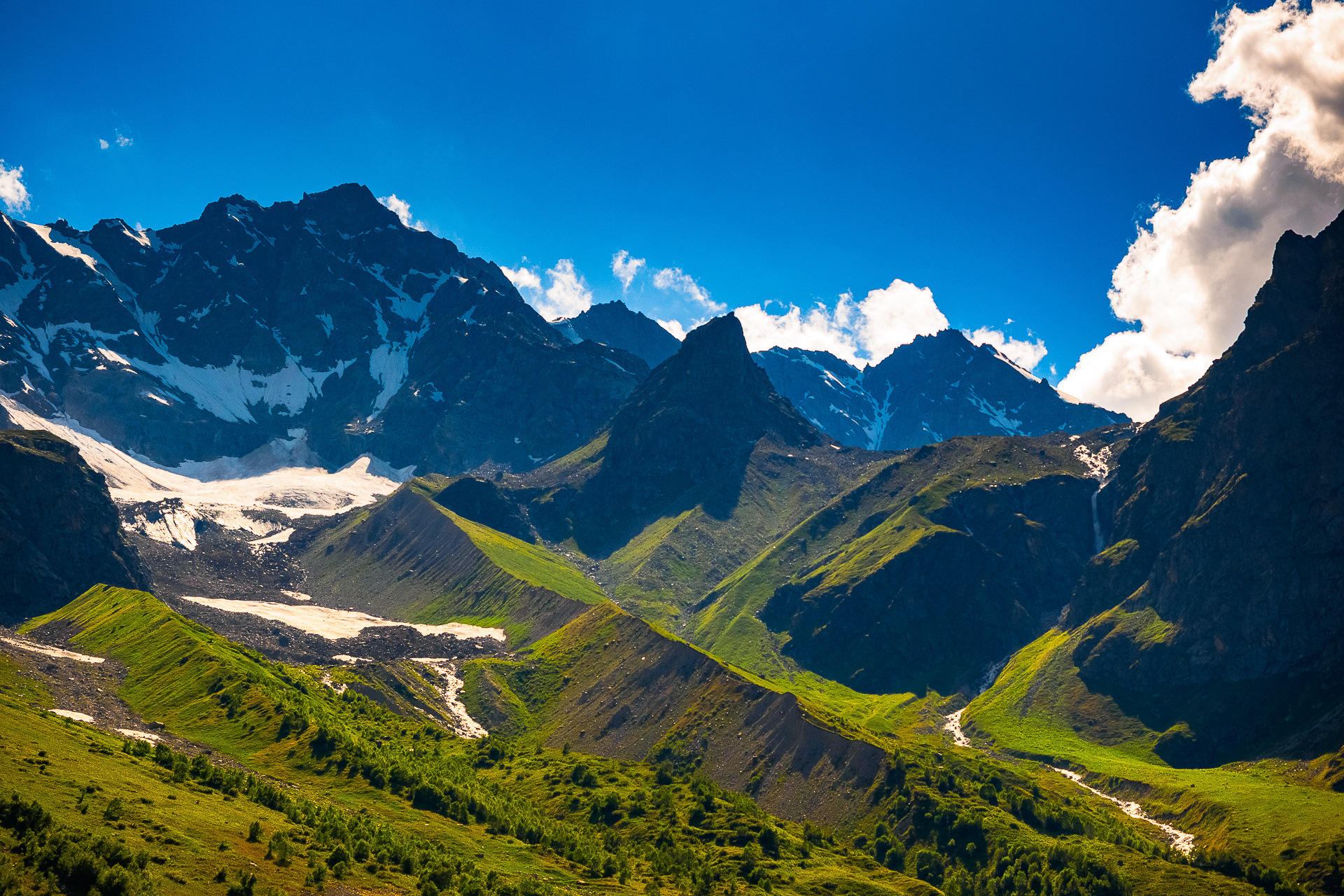 Кавказские горы фото