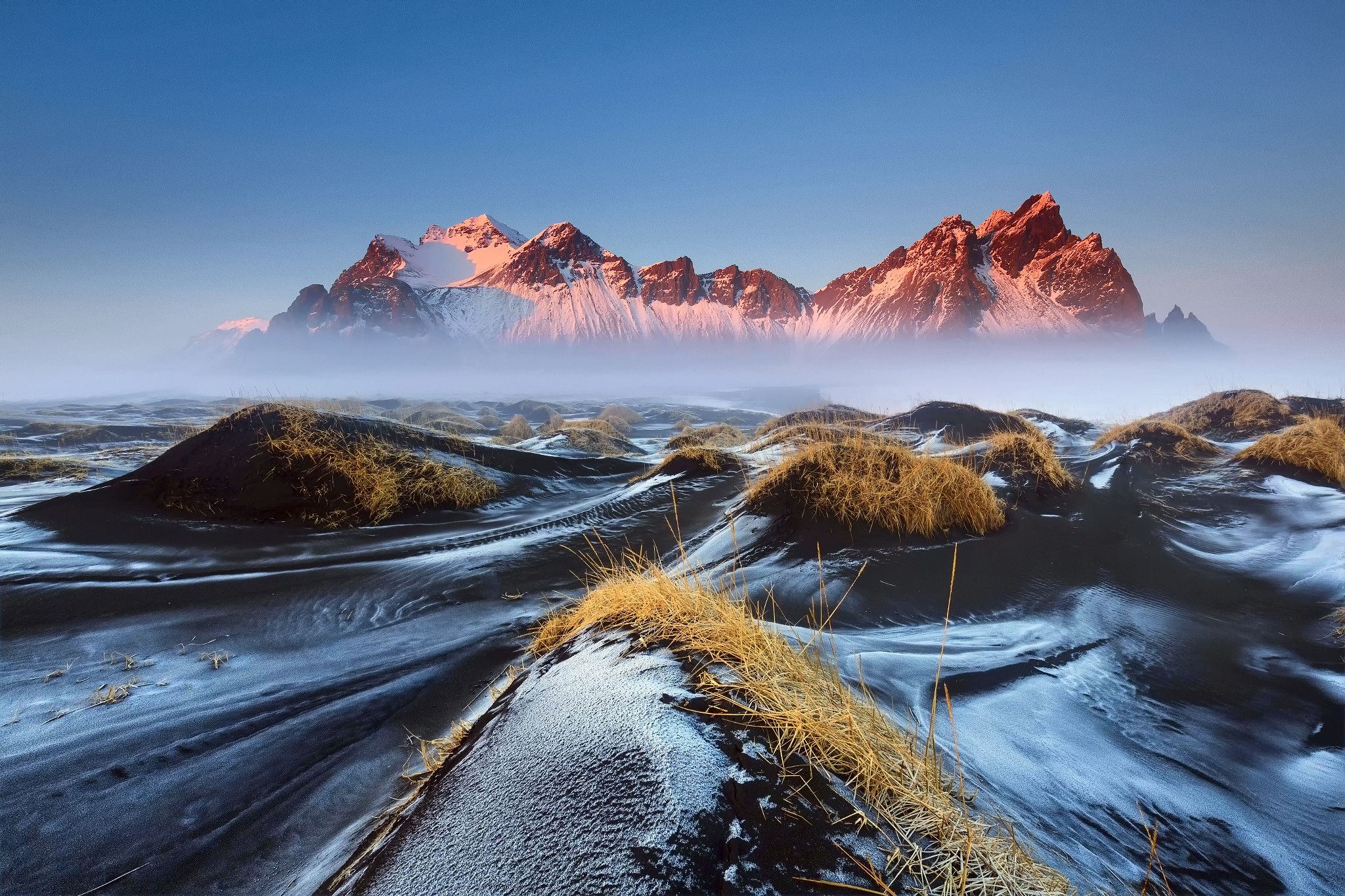 Природа Sand Исландия гора Vestrahorn Mountain