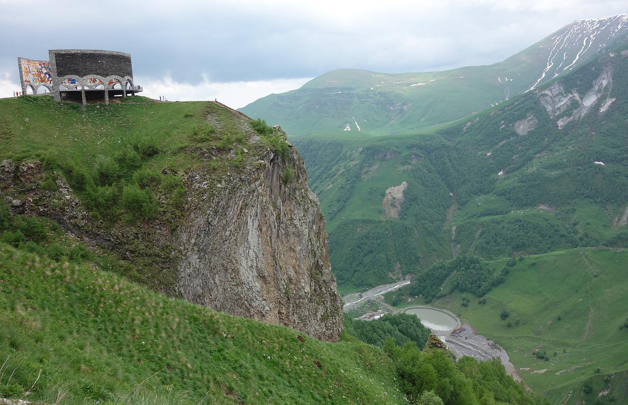 Крестовый перевал в грузии