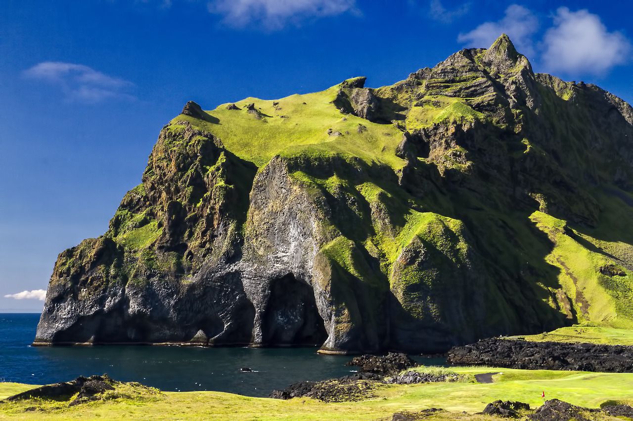 Хвитсеркур скала слон в Исландии