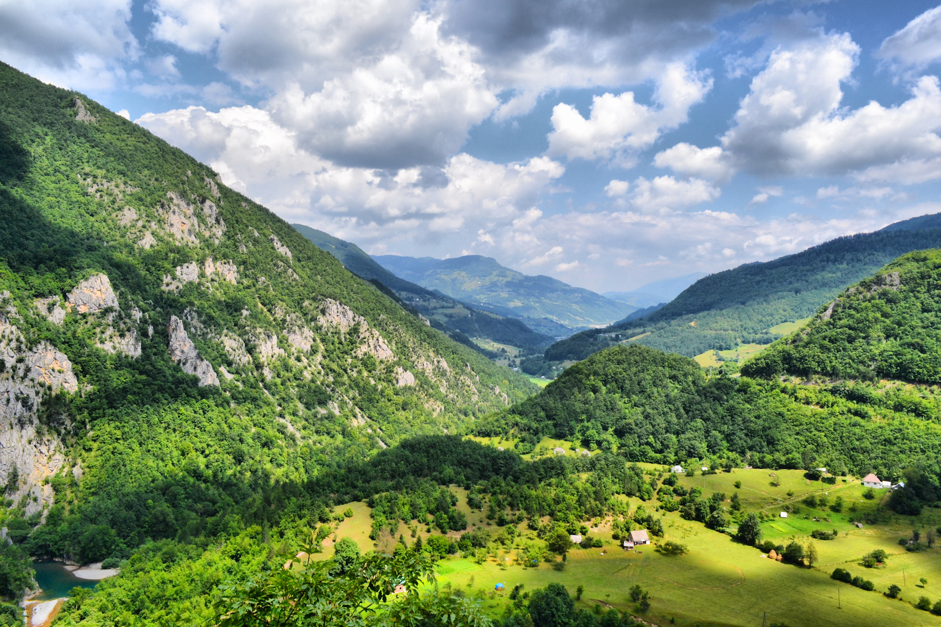Гора Белашица Черногория