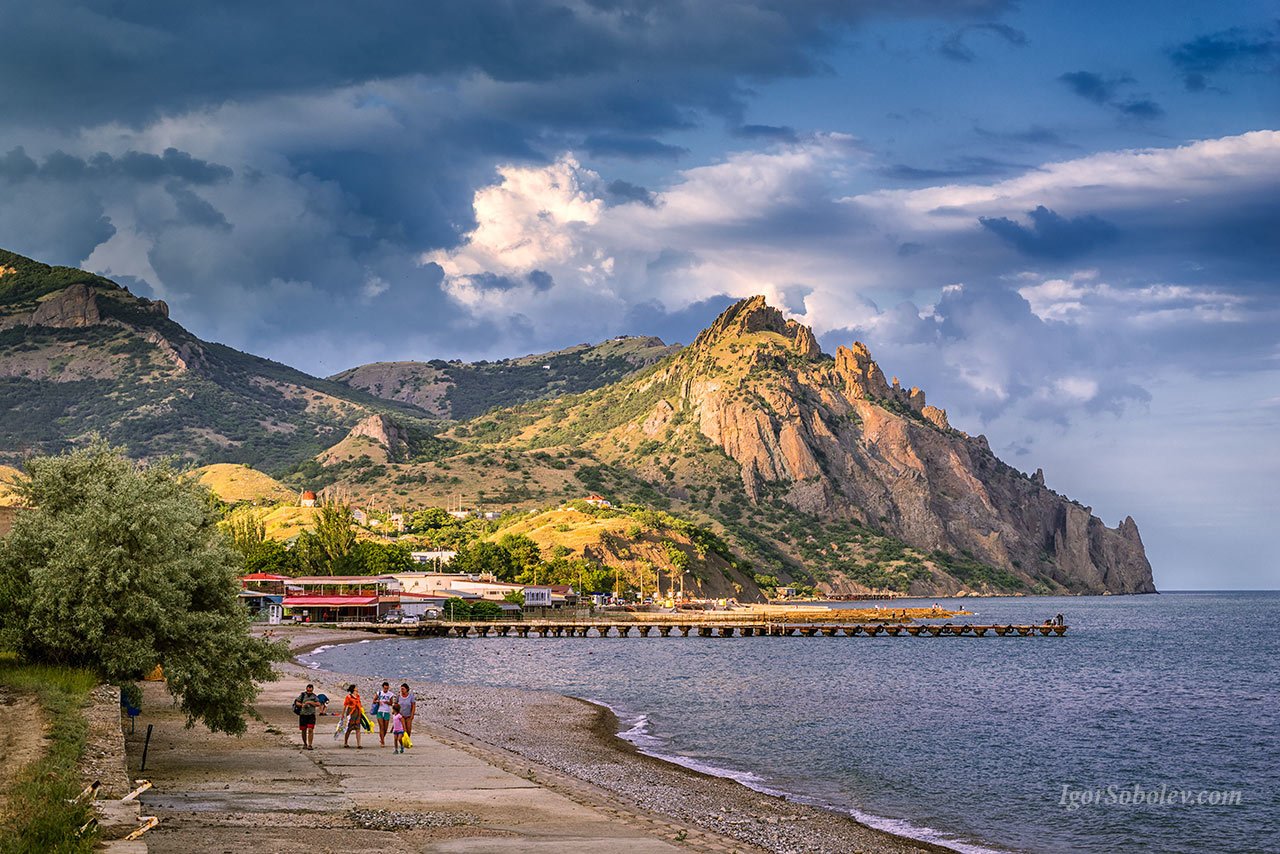 Крым гора Карадаг, золотые ворота (поселок Коктебель)