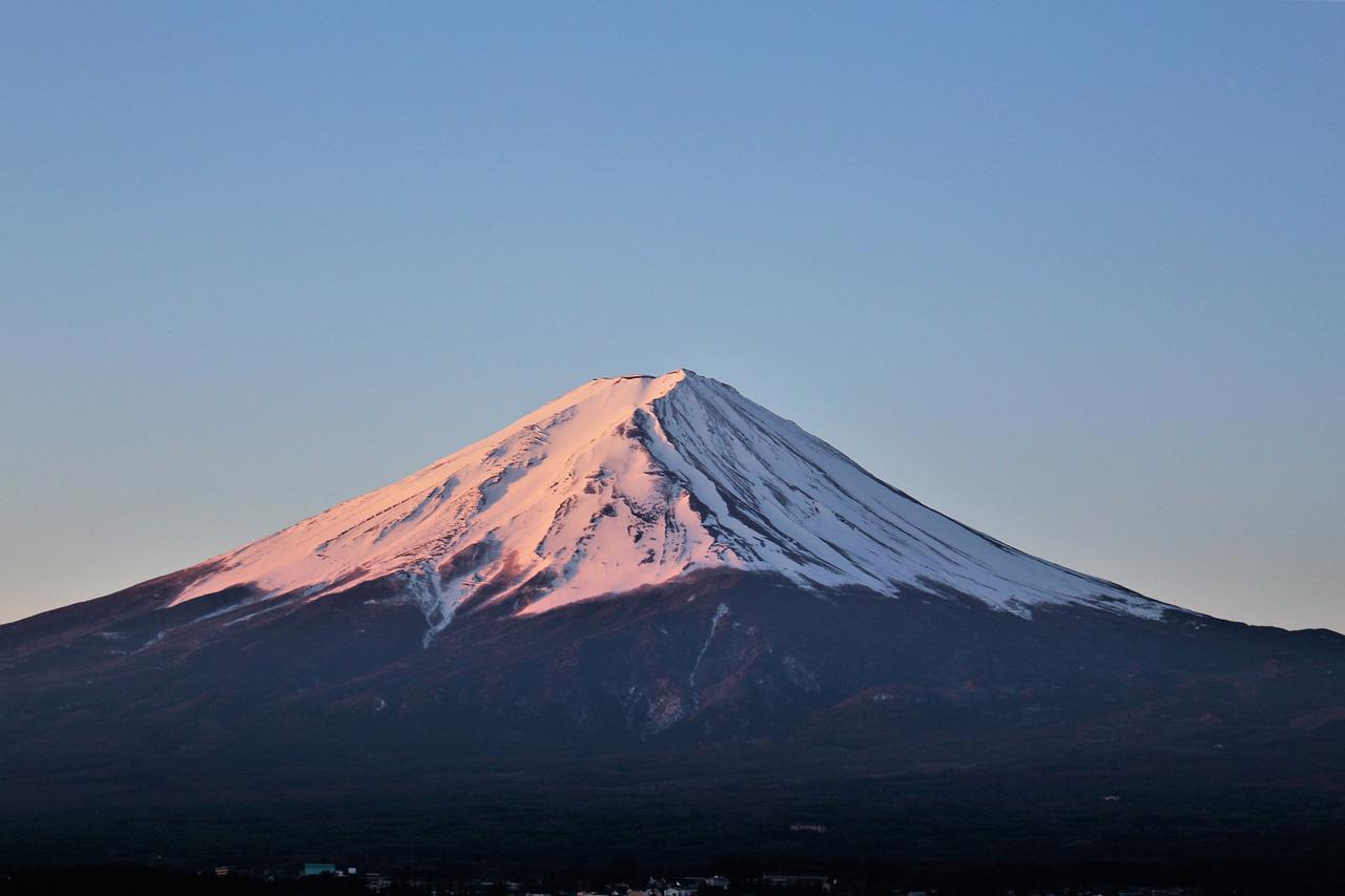 Фудзияма вулкан и Самураи