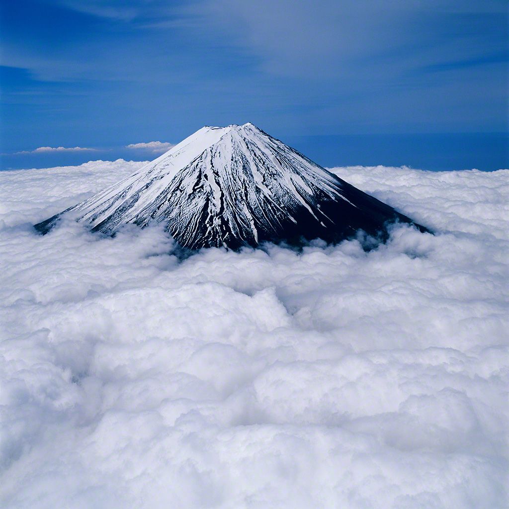Вершина горы Фудзи