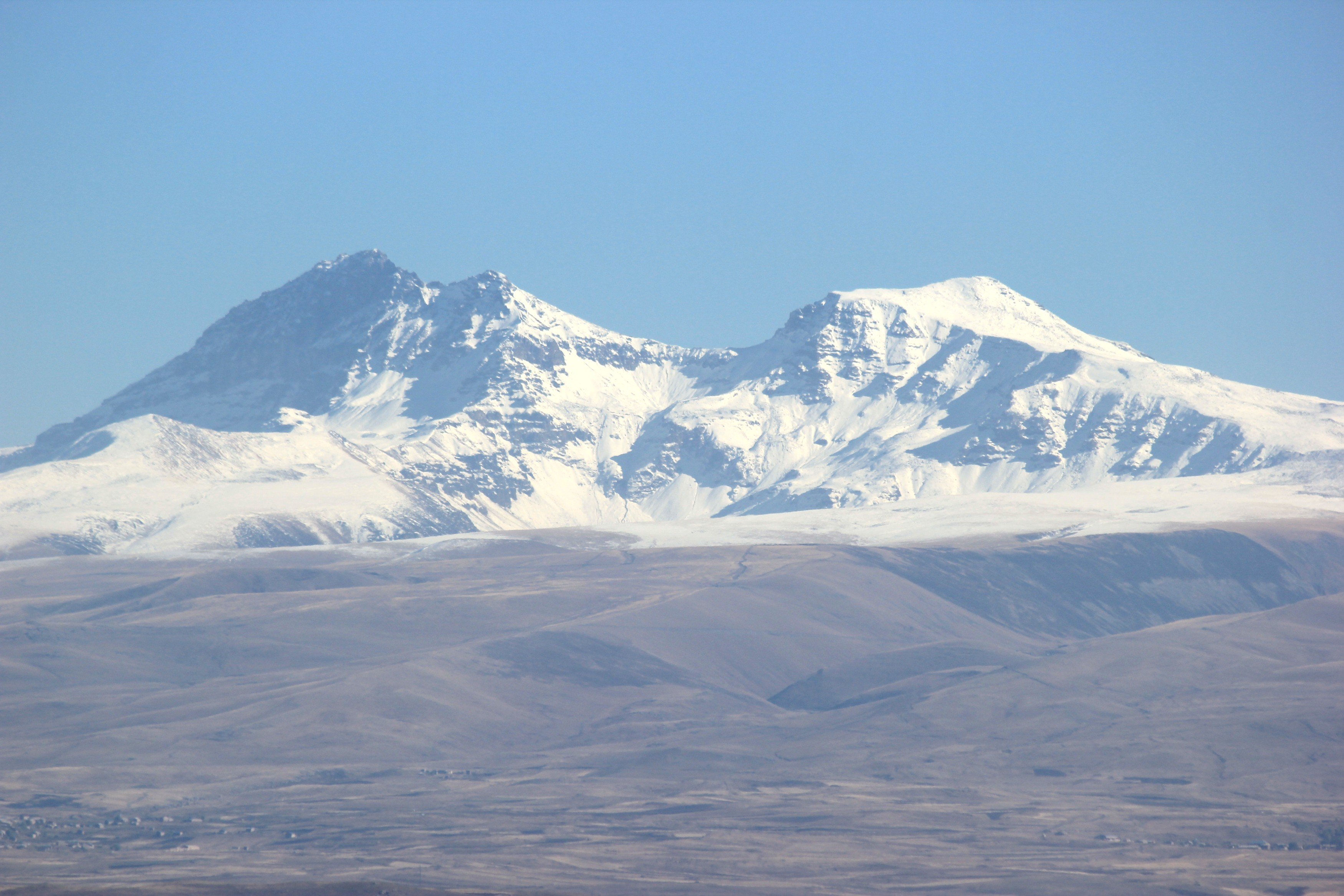Гюмри Армения горы