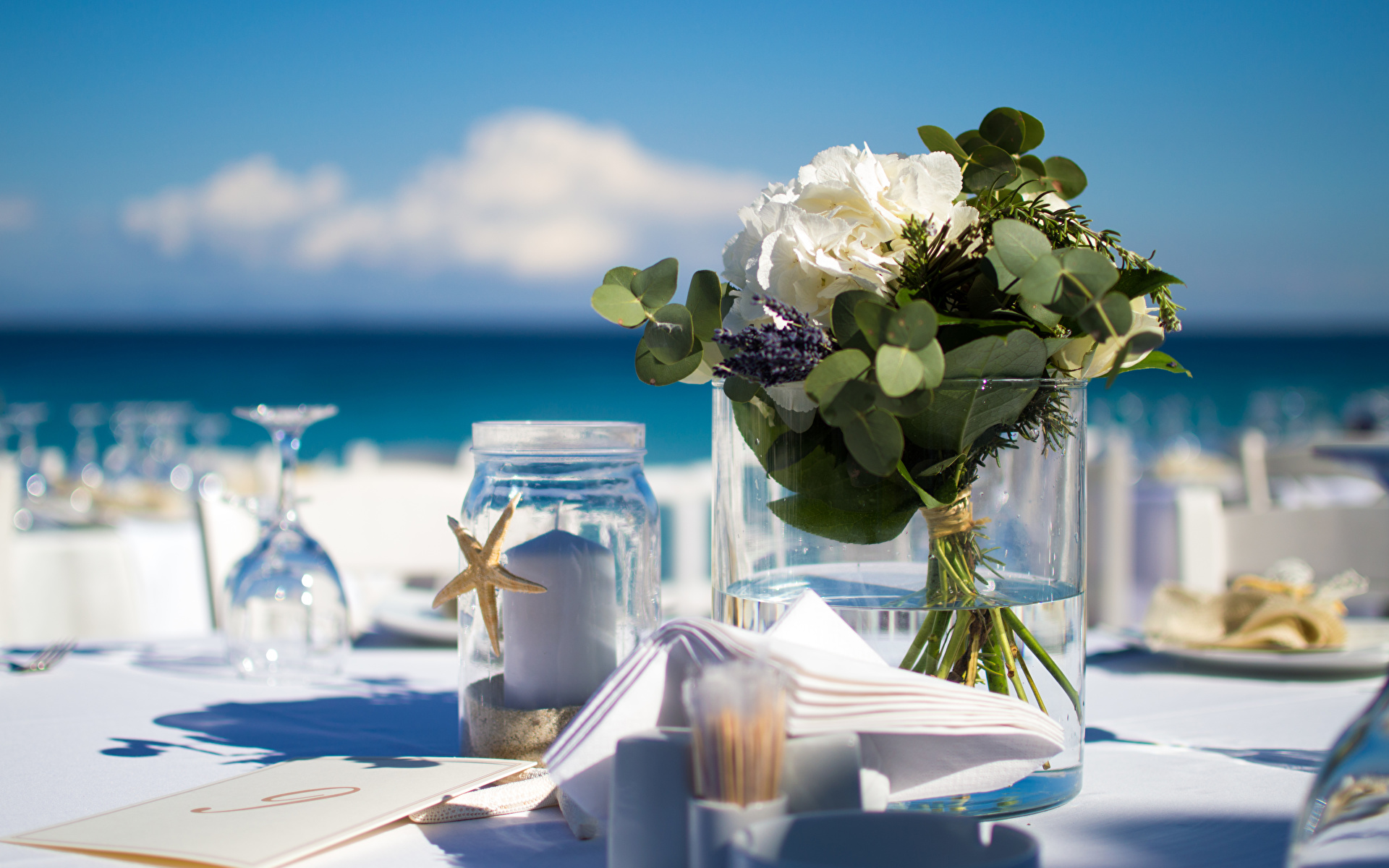 столик для свадебной церемонии