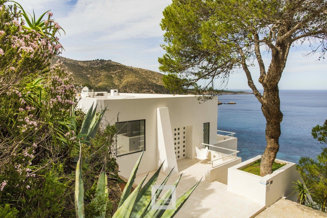 Дом на берегу Средиземного моря в Испании