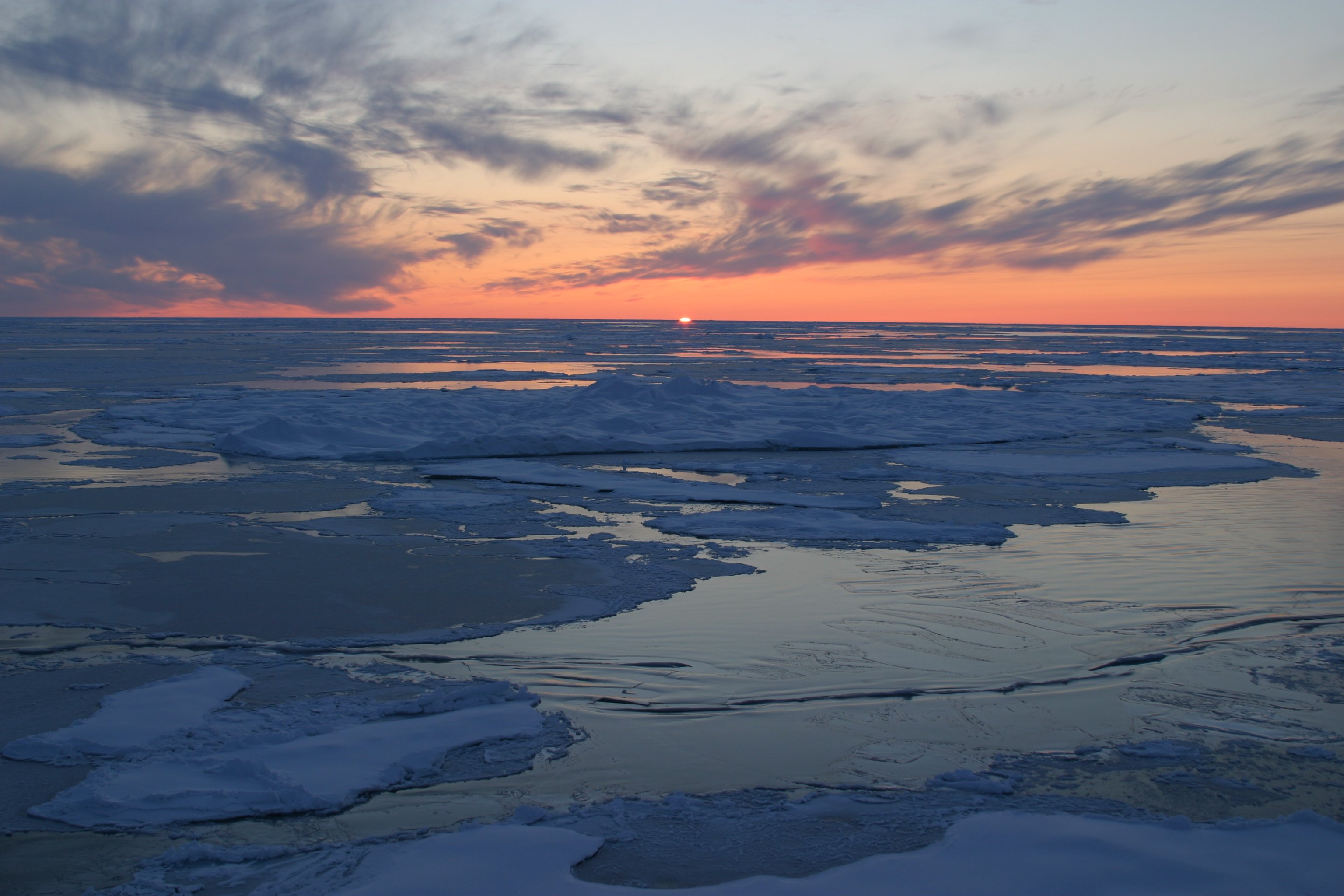 Показать ледовитый океан. Море Лаптевых. Северный Ледовитый океан Восточно-Сибирское море. Океан Северный Ледовитый океан. Карское море.