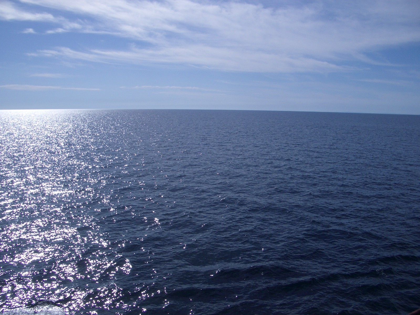 Первый открытый океан. Черное море штиль. Штиль в тихом океане. Открытое море. Штиль на море.