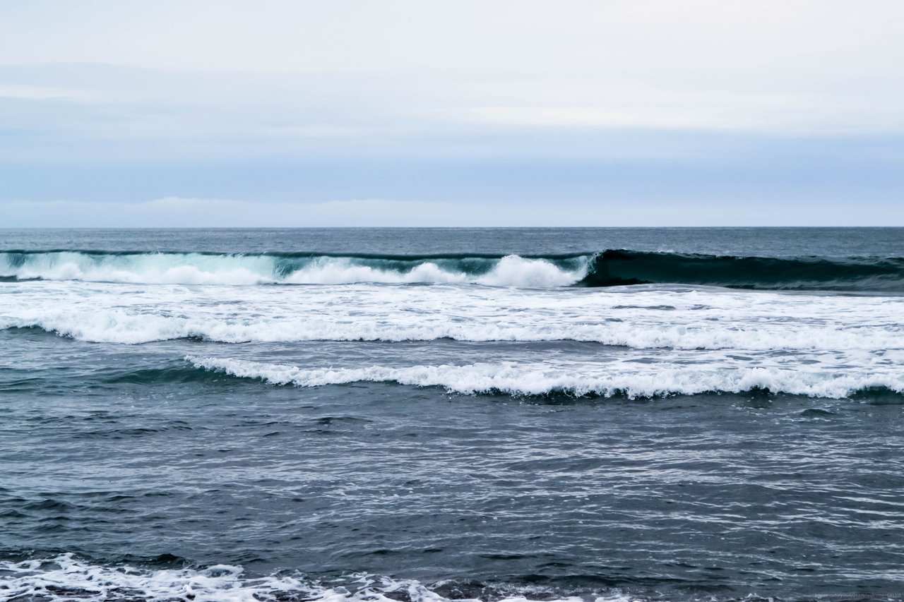 Тихого океан 9. Халактырский пляж Камчатка. Тихий океан Камчатка. Камчатка тихий океан пляж. Тихий океан Камчатка с черным песком.