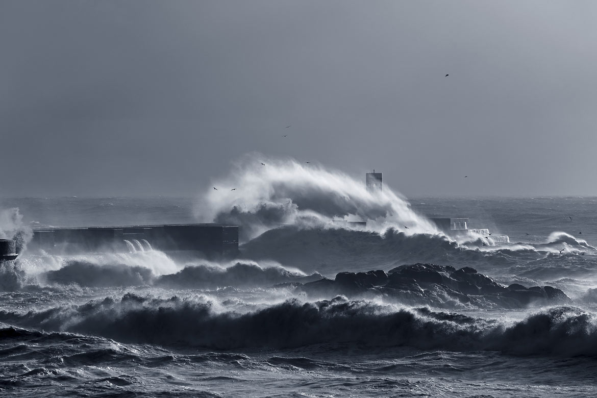 Скажи шторм. Штормы и ураганы в тихом океане. Карское море шторм. Тихий океан шторм. Сильные штормы в тихом океане.