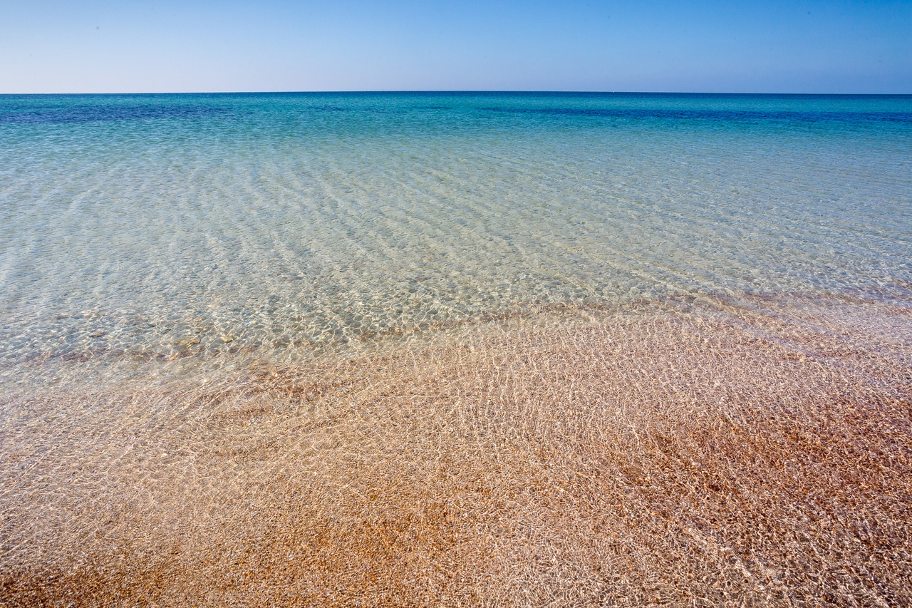 Какой берег в евпатории песок или галька
