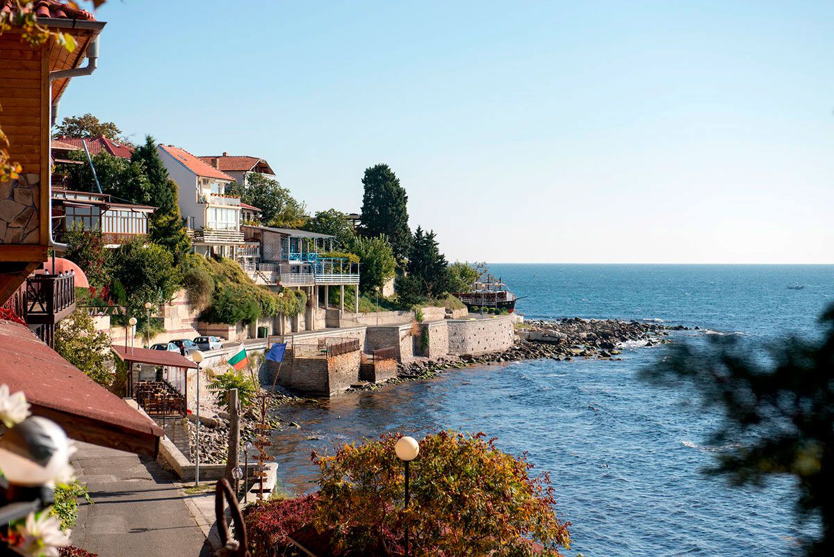 Море в болгарии виллы дома купить в италии у моря