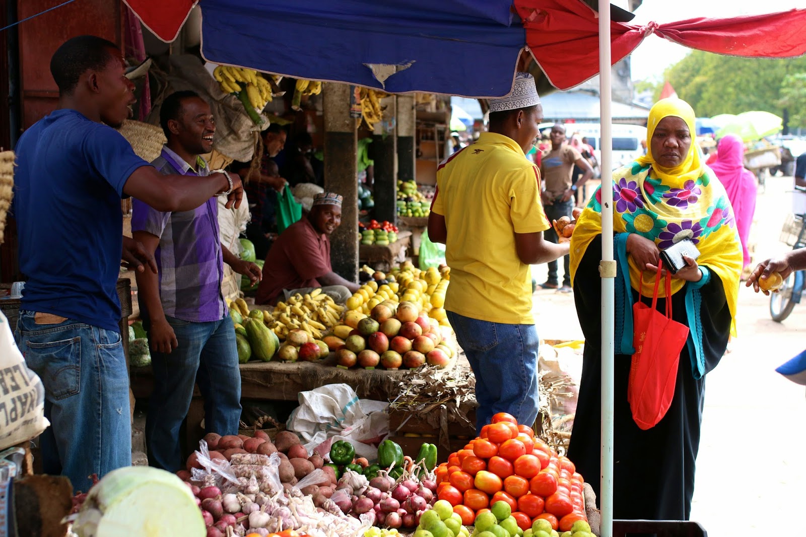 Рынок фруктов в Занзибаре