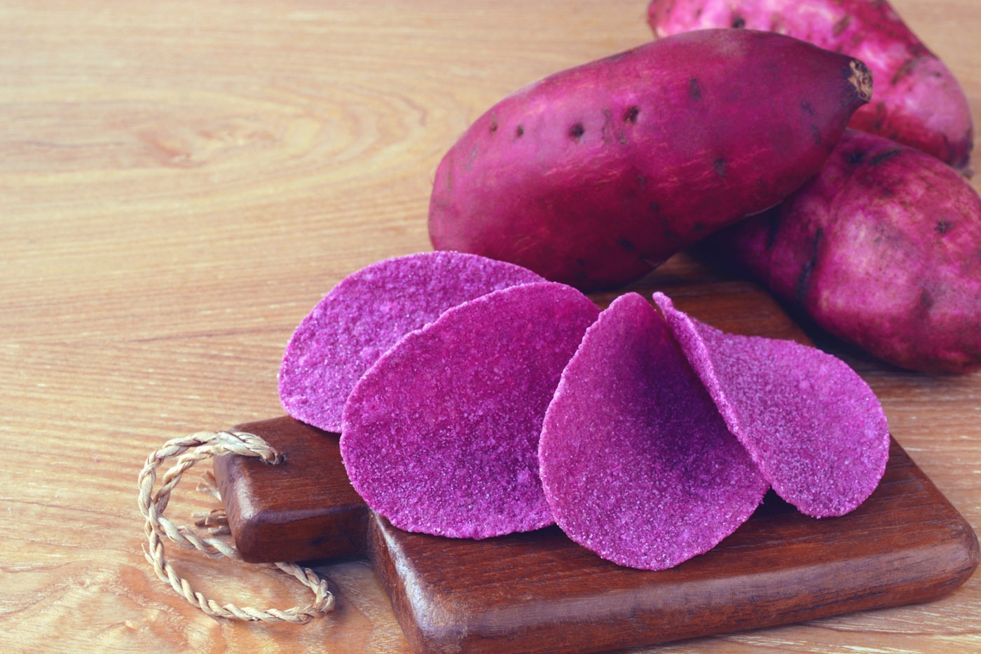 Картошка овощ или фрукт. Фиолетовый батат. Картофель батат сладкий фиолетовый. Пурпурный батат. Сорт картофеля перуанский фиолетовый (Purple Peruvian).