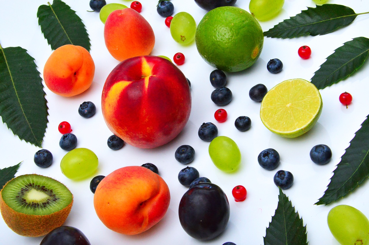 Цветные фрукты