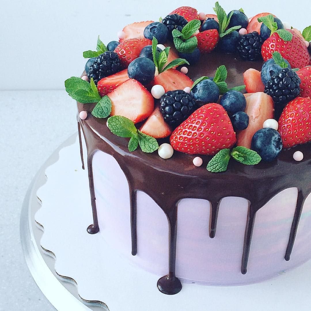 Торт с фруктами и ягодами оформление фото