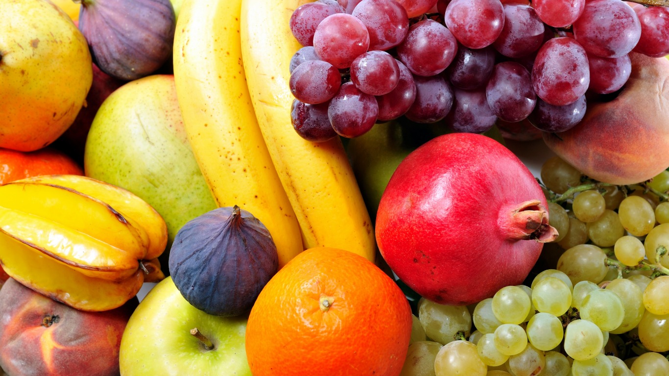 Фруктовая где находится. Фрукты. Овощи, фрукты, ягоды. Свежие фрукты. Разные фрукты.