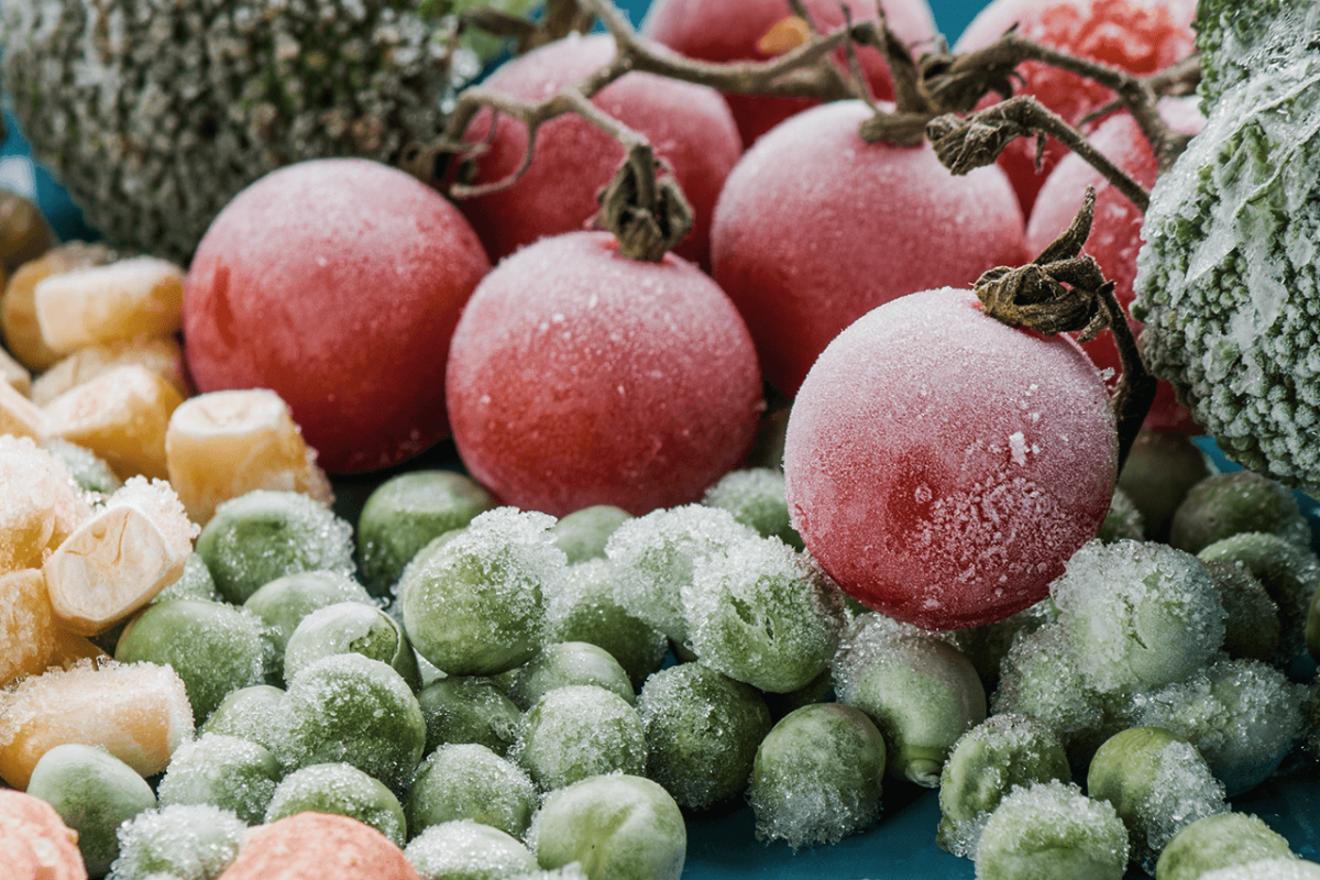Шоковая заморозка овощей. Замороженные овощи и ягоды. Замороженные фрукты. Шоковая заморозка фруктов. Замороженные фрукты какие