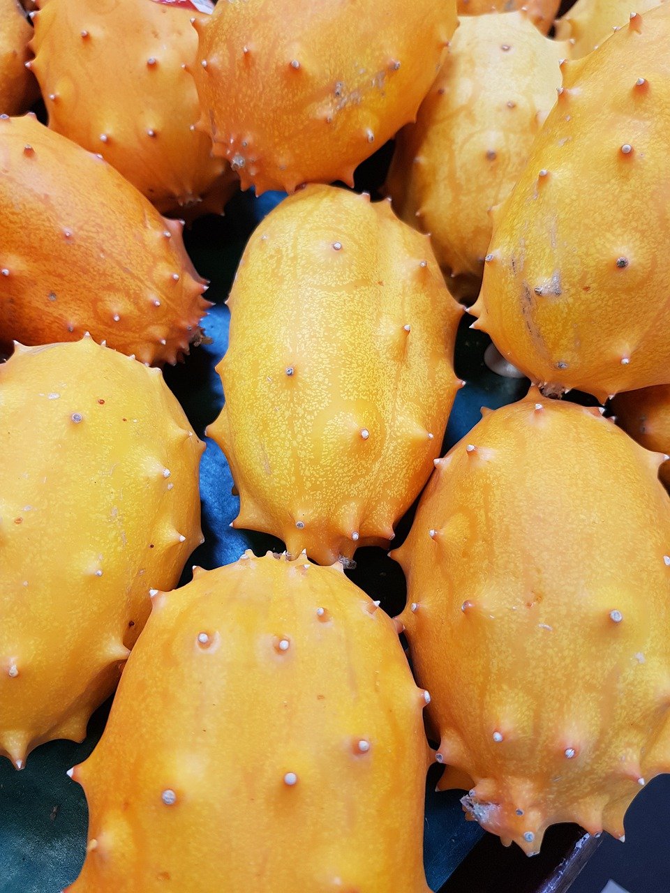желтый фрукт с большой косточкой из тайланда название