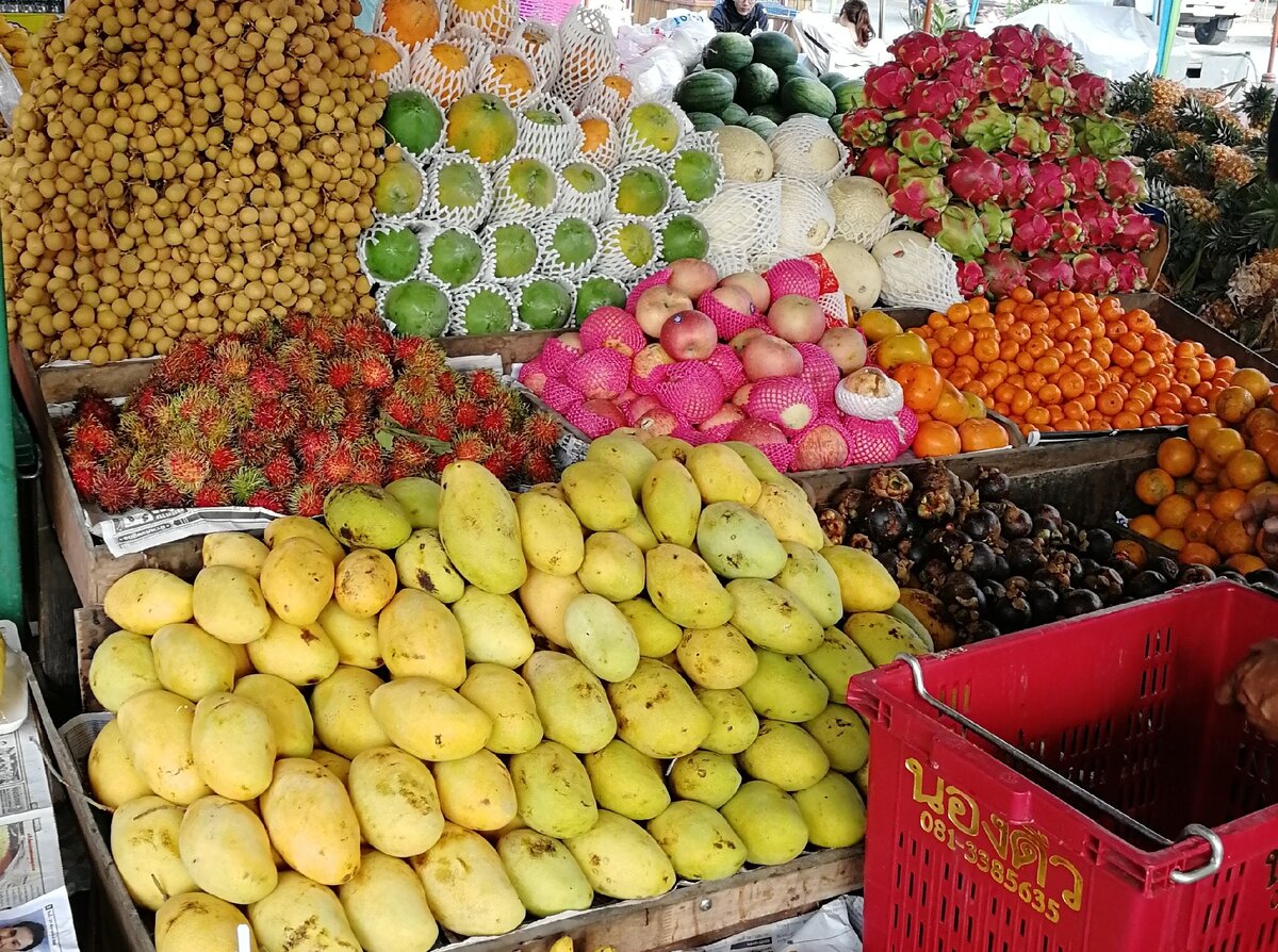 Таиланд Паттайя фрукты