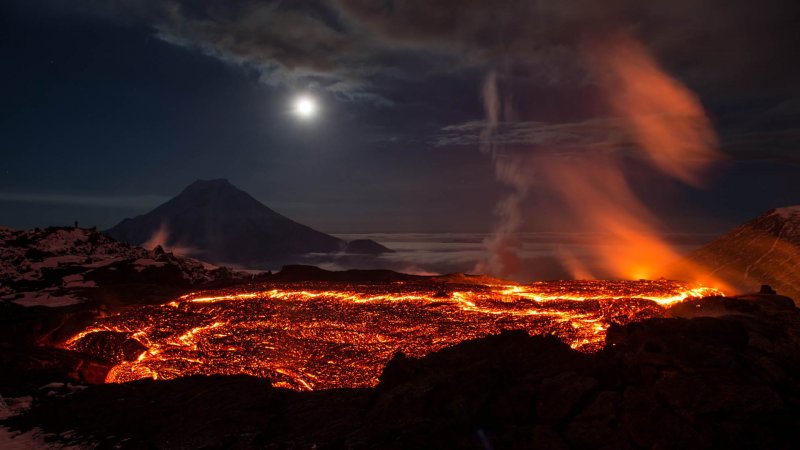 Извержение вулкана Толбачик в 1975 году