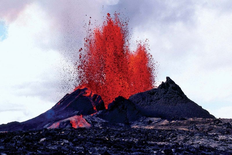 Вулкан Гамалама